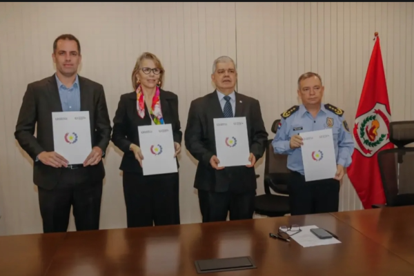 Acuerdan cooperación interinstitucional para fortalecer la seguridad financiera.