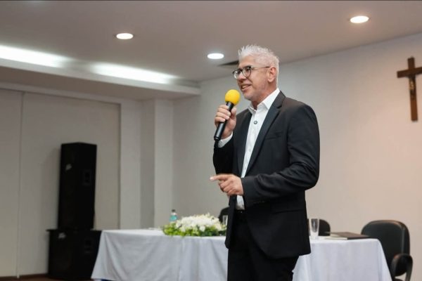 Rigo Chamorro el ex concejal opositor que desilusionado pasó a ser candidato del partido Colorado