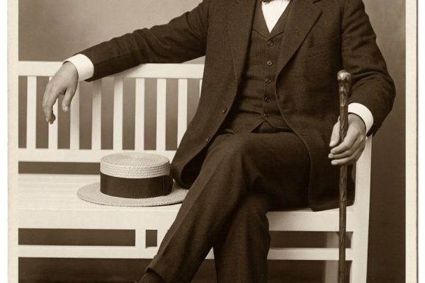 TELÉMACO SILVERA, EL ESTANCIERO  MÍSTICO, Y EL PLATO VACIO DE CARNE
